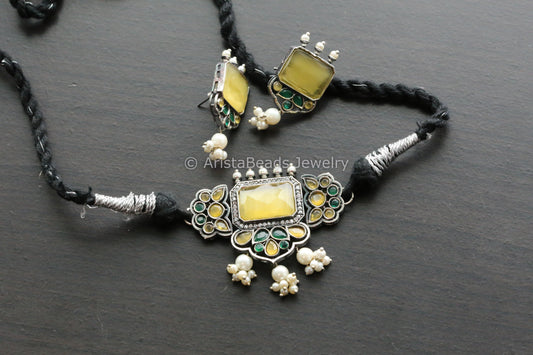 Dainty Choker Set - Yellow