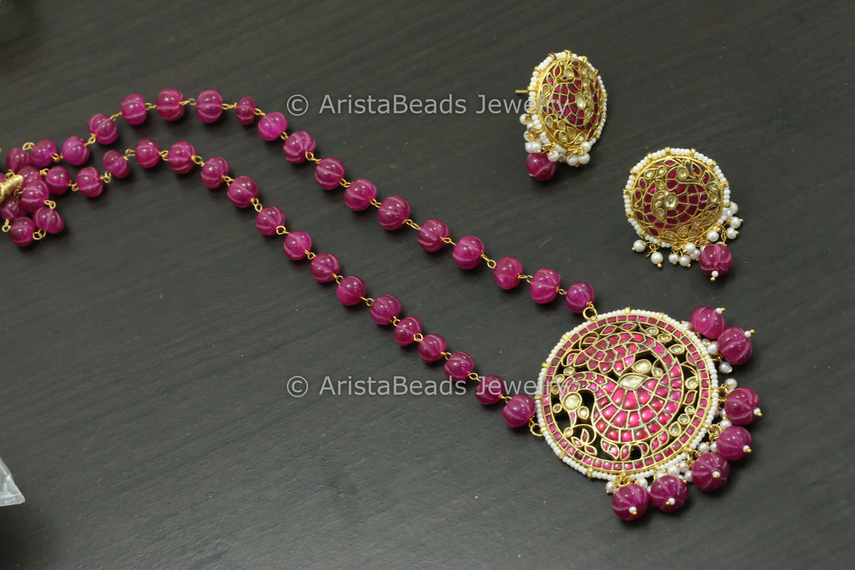 Next To Kundan Takkar Work Necklace Set