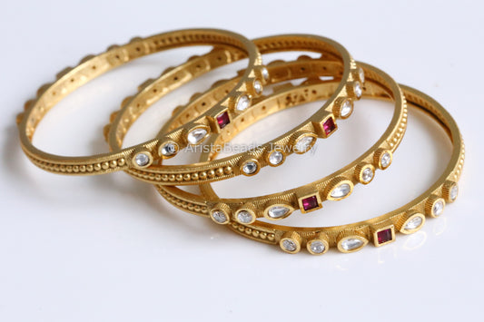 Antique Gold Kundan Bangle Set (set of 4)