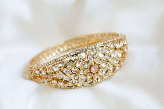 Uncut Foil Kundan Bracelet - Pink