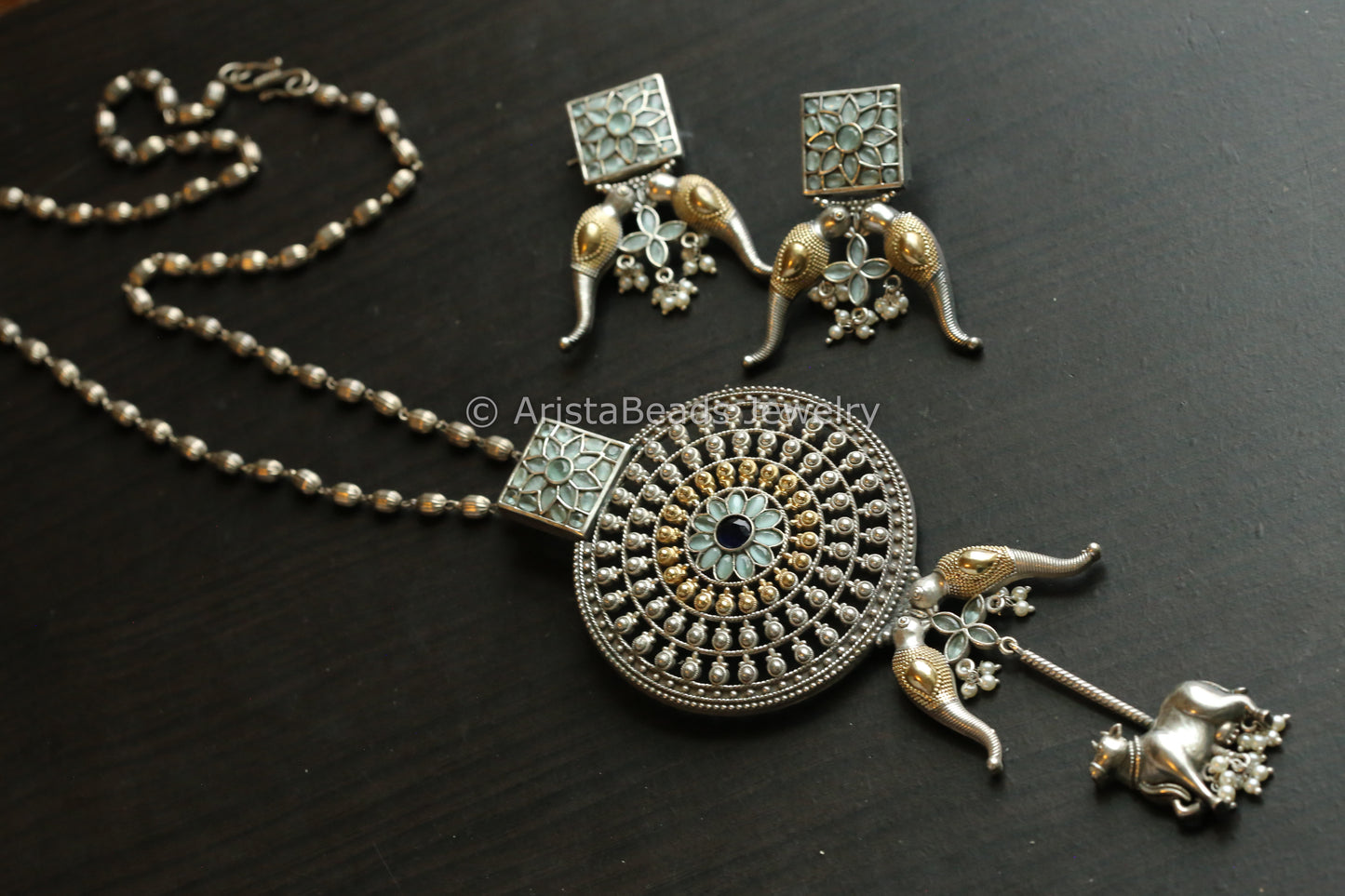 Contemporary Silver Look Dual Tone Necklace Set -Mint Blue