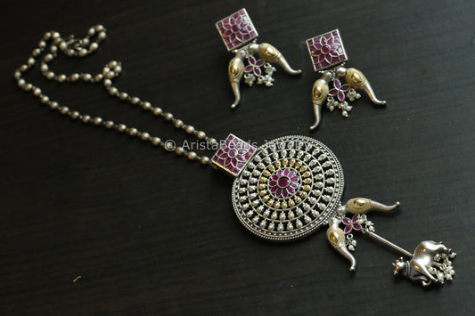 Contemporary Silver Look Dual Tone Necklace Set - Ruby