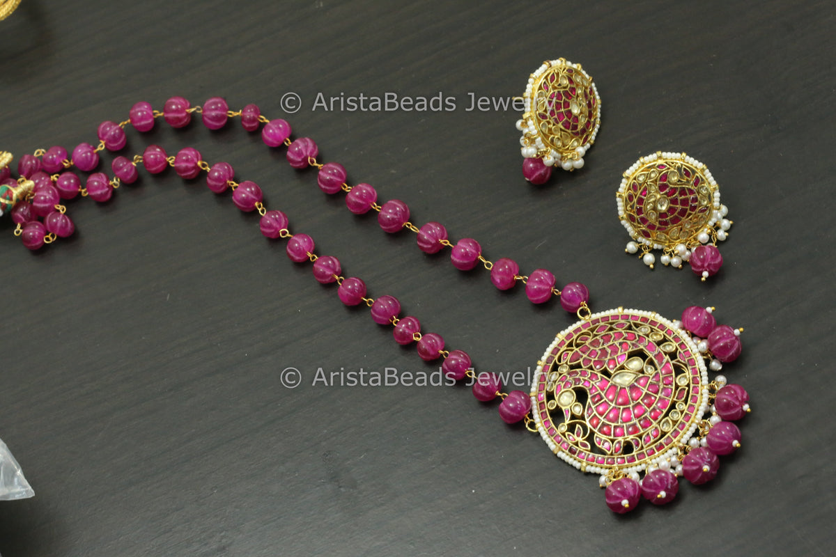 Next To Kundan Takkar Work Necklace Set