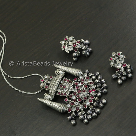 Dainty Kemp Stone Pendant  Set- Clear Red