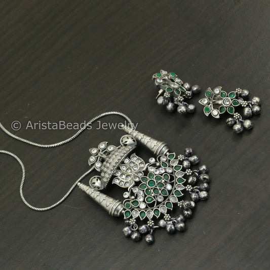 Dainty Kemp Stone Pendant  Set- Clear Green