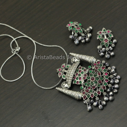 Dainty Kemp Stone Pendant  Set- Ruby Green