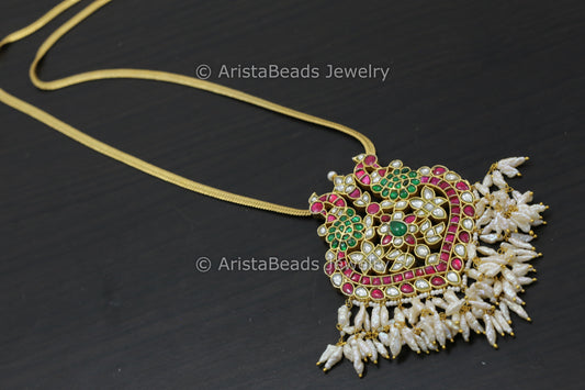 Jadau Kundan Necklace In Gold Chain