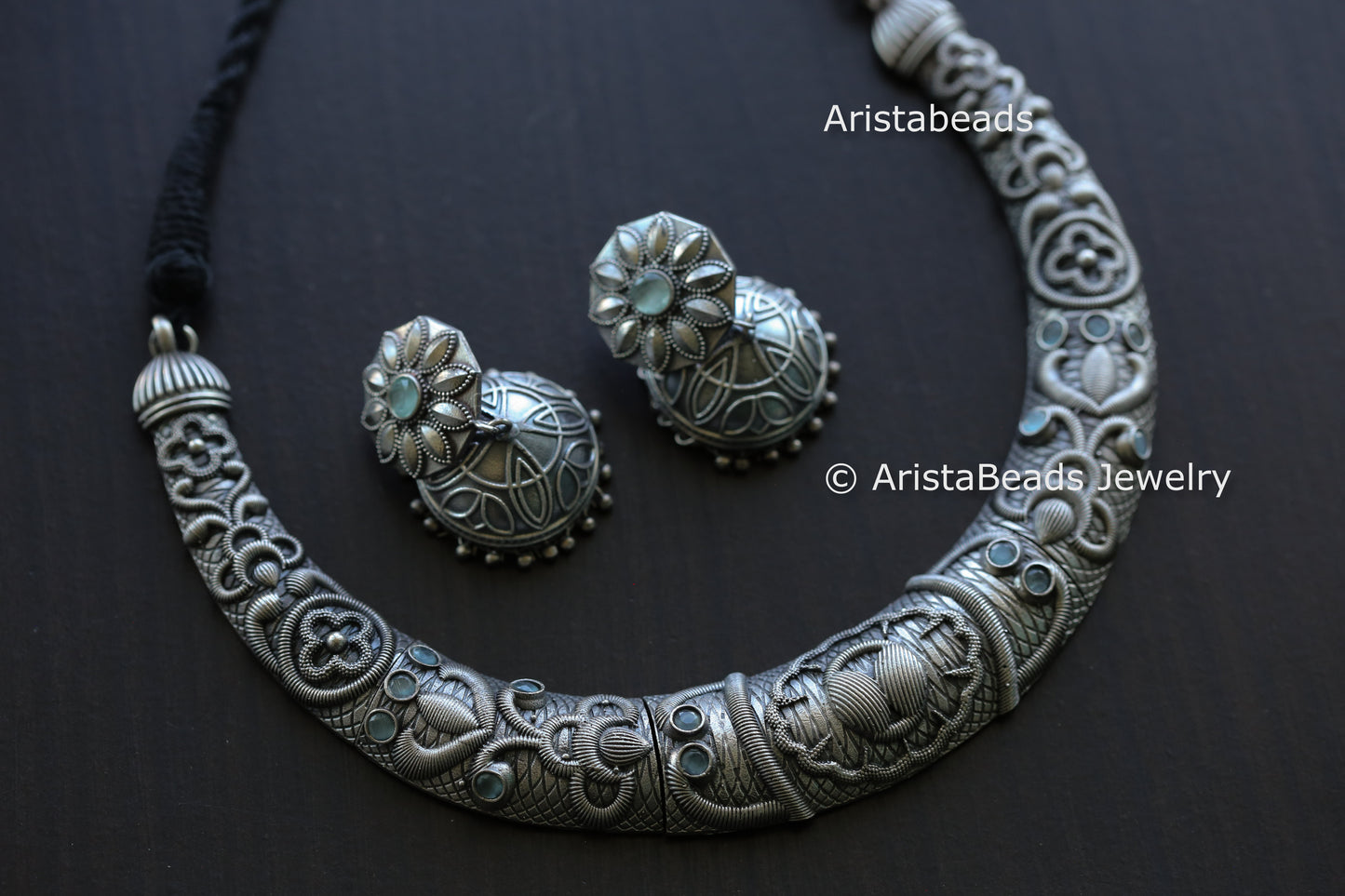 Mint Hasli Necklace Set