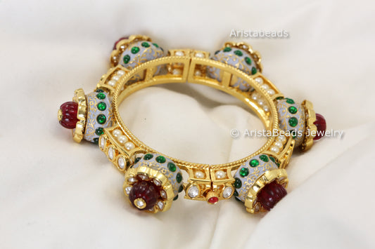 Rajwadi Uncut Kundan Enamel Pacheli (Openable)