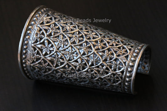 Extra Large Silver Look Wide Adjustable Cuff