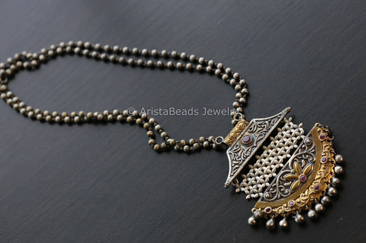 Dual Tone Pendant Necklace