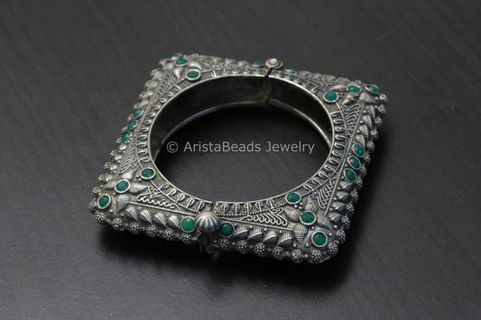 Silver Look Oxidized Square Bangle (Openable) - Green