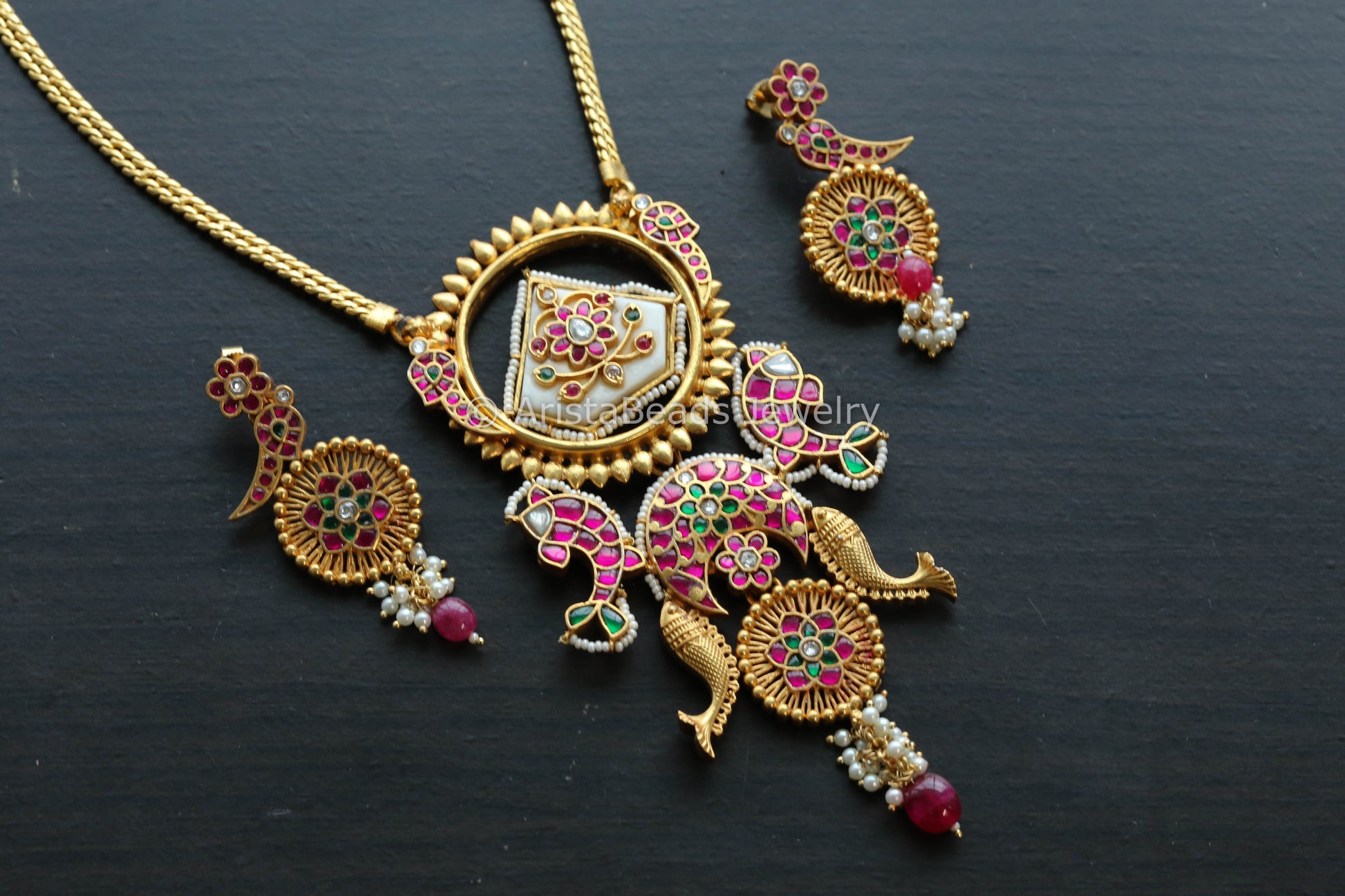 Real Gold Look Alike Pachi Kundan Necklace Set -White