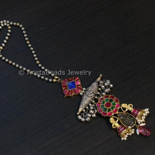Silver Replica Carved Stone & Jadau Necklace