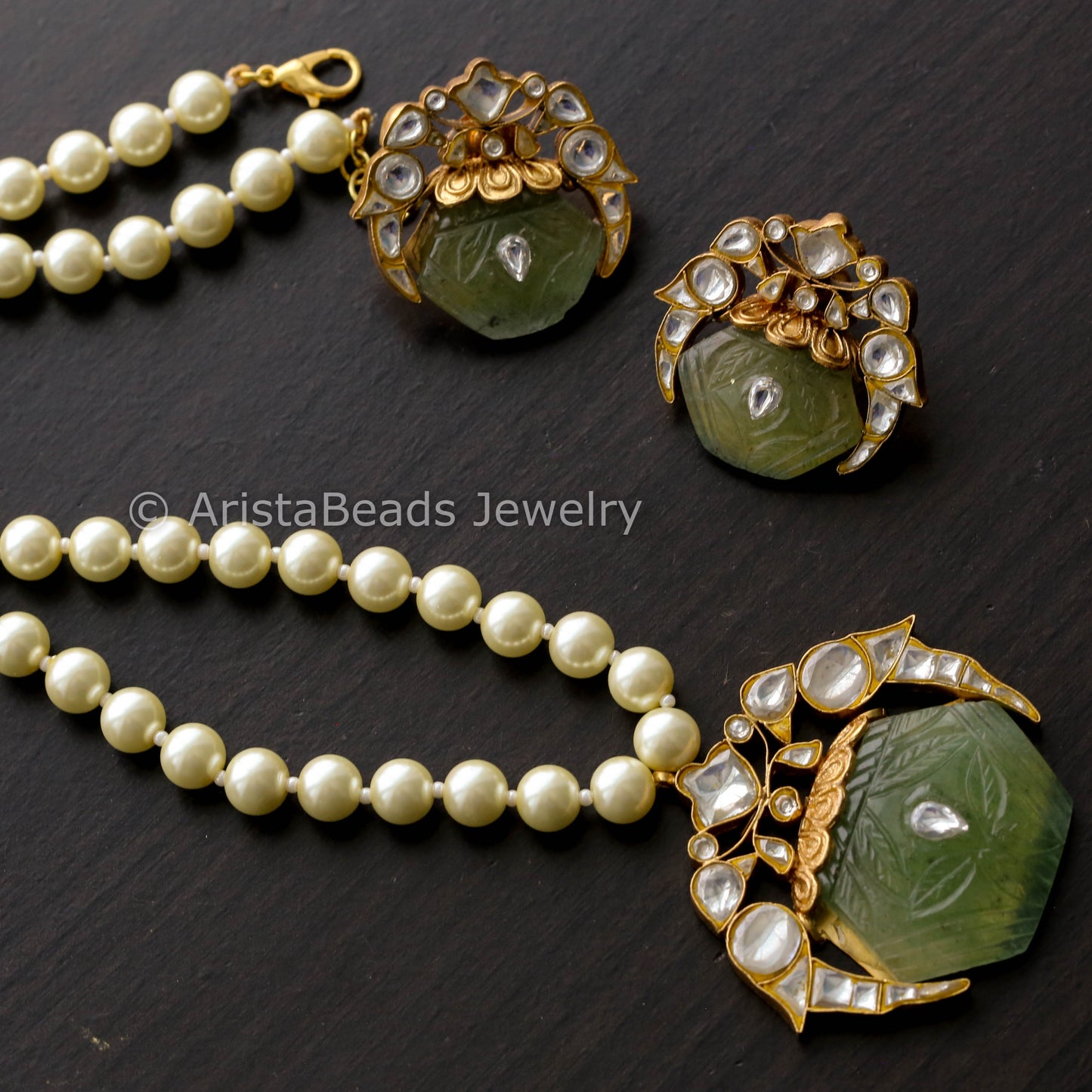 Real Carved Fluorite Jadau Kundan Pendant Set