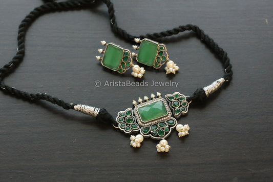Green Monalisa Stone Choker Set