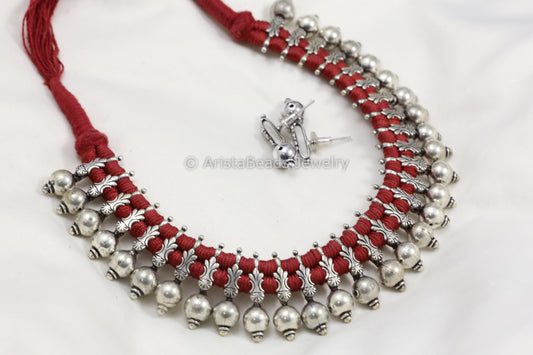 Silver Look Alike Thread Necklace - Maroon