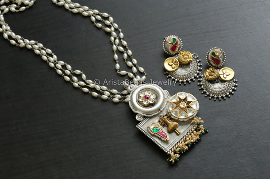 Real Silver Look Alike Kundan Motif Necklace Set