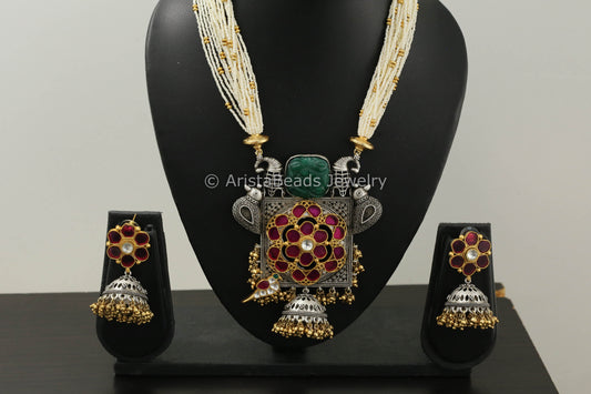 Dual Tone Pota Stone Kundan Necklace Set - Green Ruby