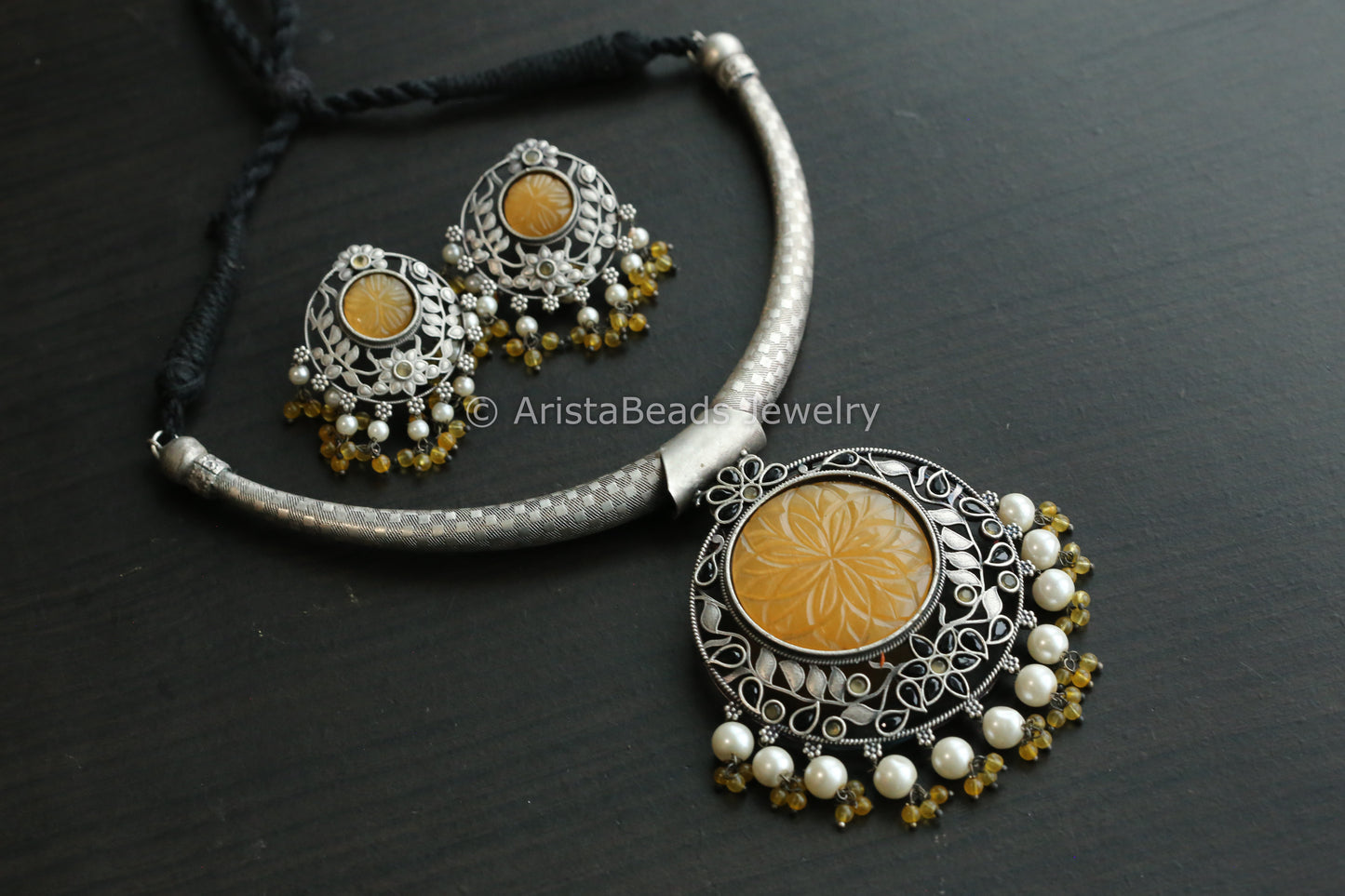 Yellow Carved Stone Hasli Necklace Set