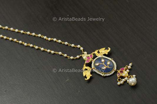 Dainty Jadau Kundan Pendant Necklace