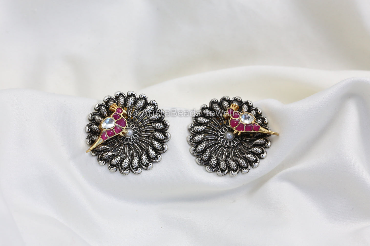 Large Oxidized Kundan Motif Studs