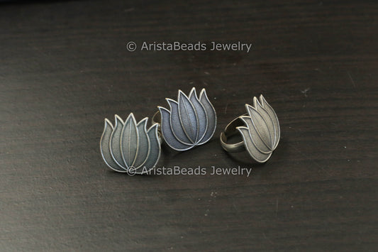 Oxidized Lotus Adjustable Ring