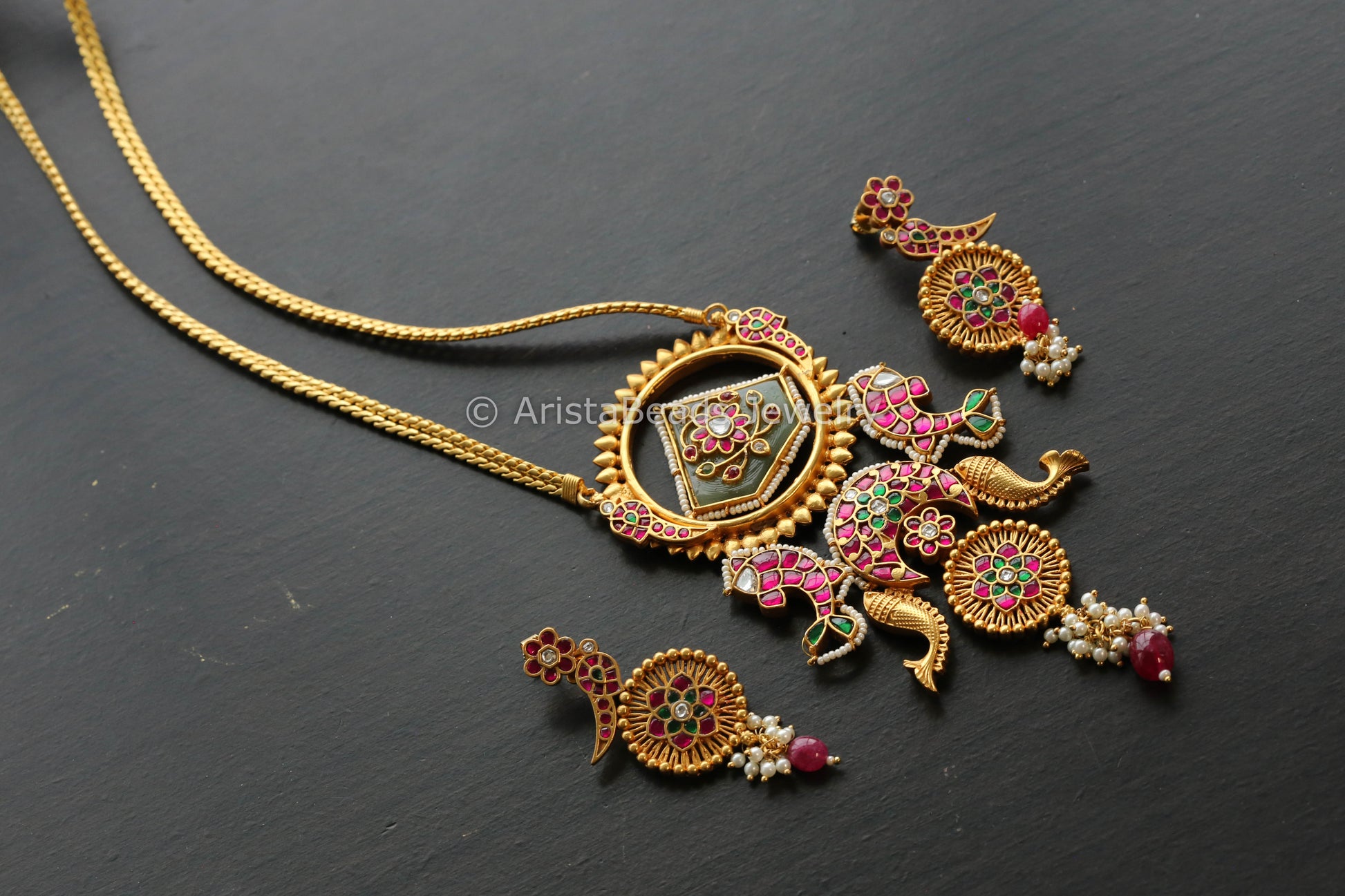 Real Gold Look Alike Pachi Kundan Necklace Set -Mint