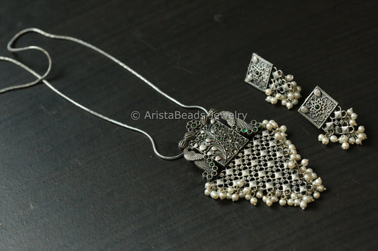 Silver Tone  Necklace Set - Green