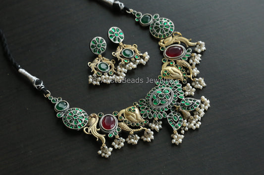 Dual Tone Kemp Stones Necklace Set - Green