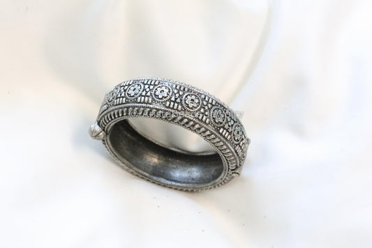 Silver Look Bangle ( Single)- Openable