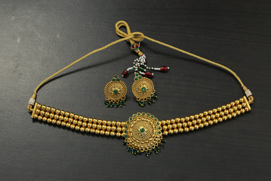 Green Kemp Choker Set