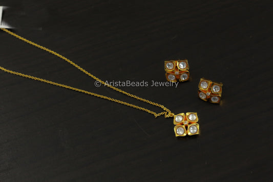 Dainty Uncut Kundan Pendant Set