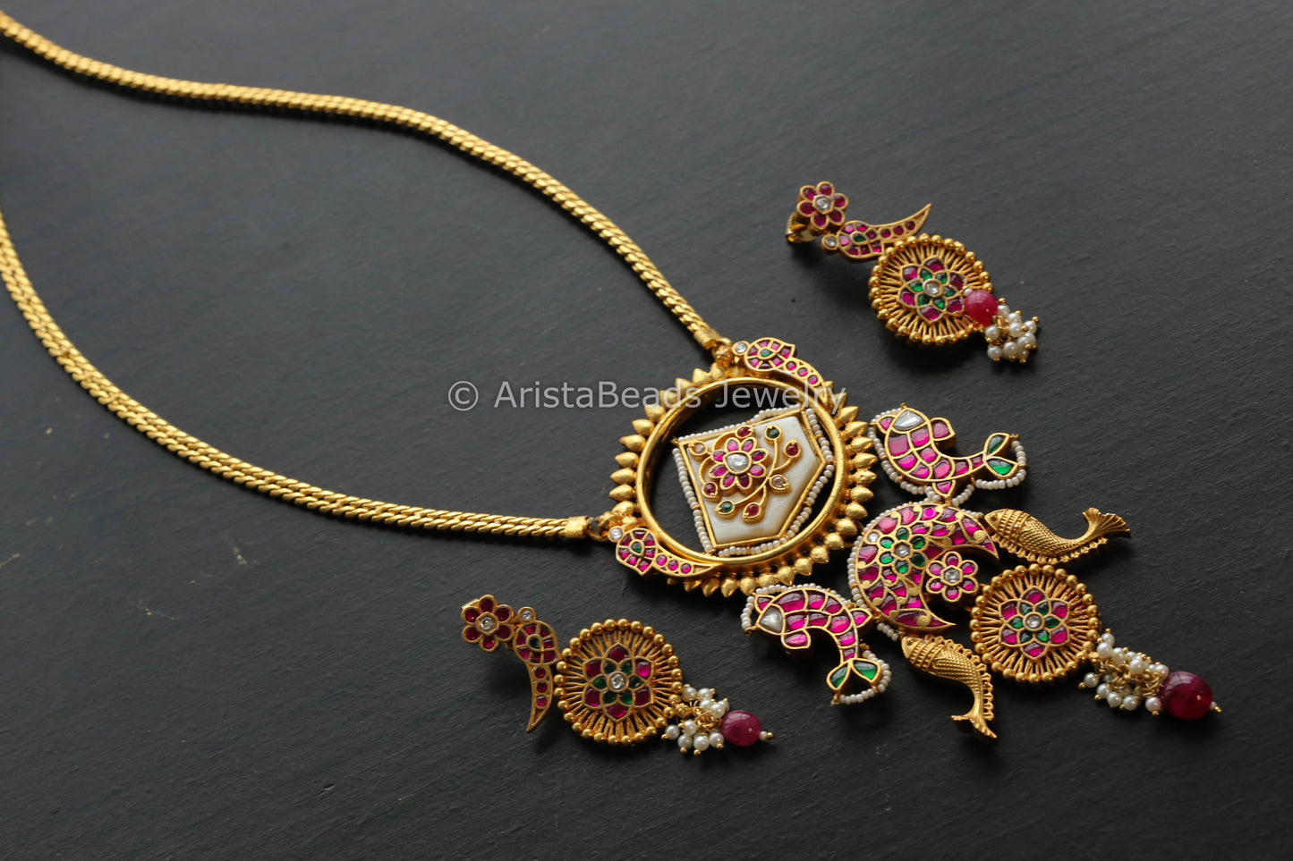 Real Gold Look Alike Pachi Kundan Necklace Set -White