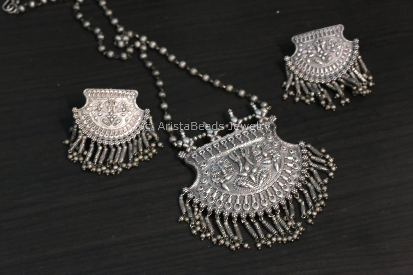 Oxidized Silver Look Chain Pendant Set